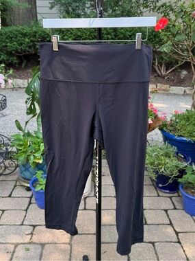 lululemon athletica Black Cropped High-Rise Leggings